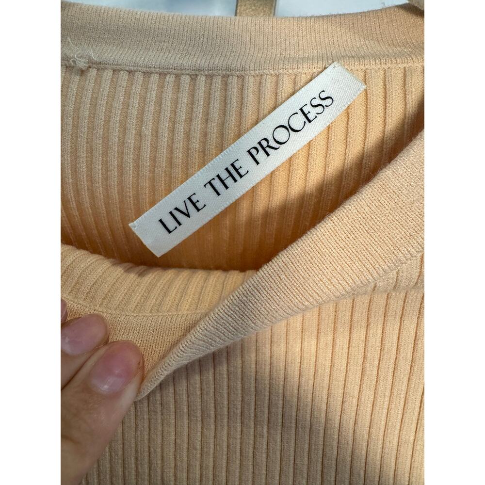 Live the Process | Open Back Knit - Picture 7 of 9